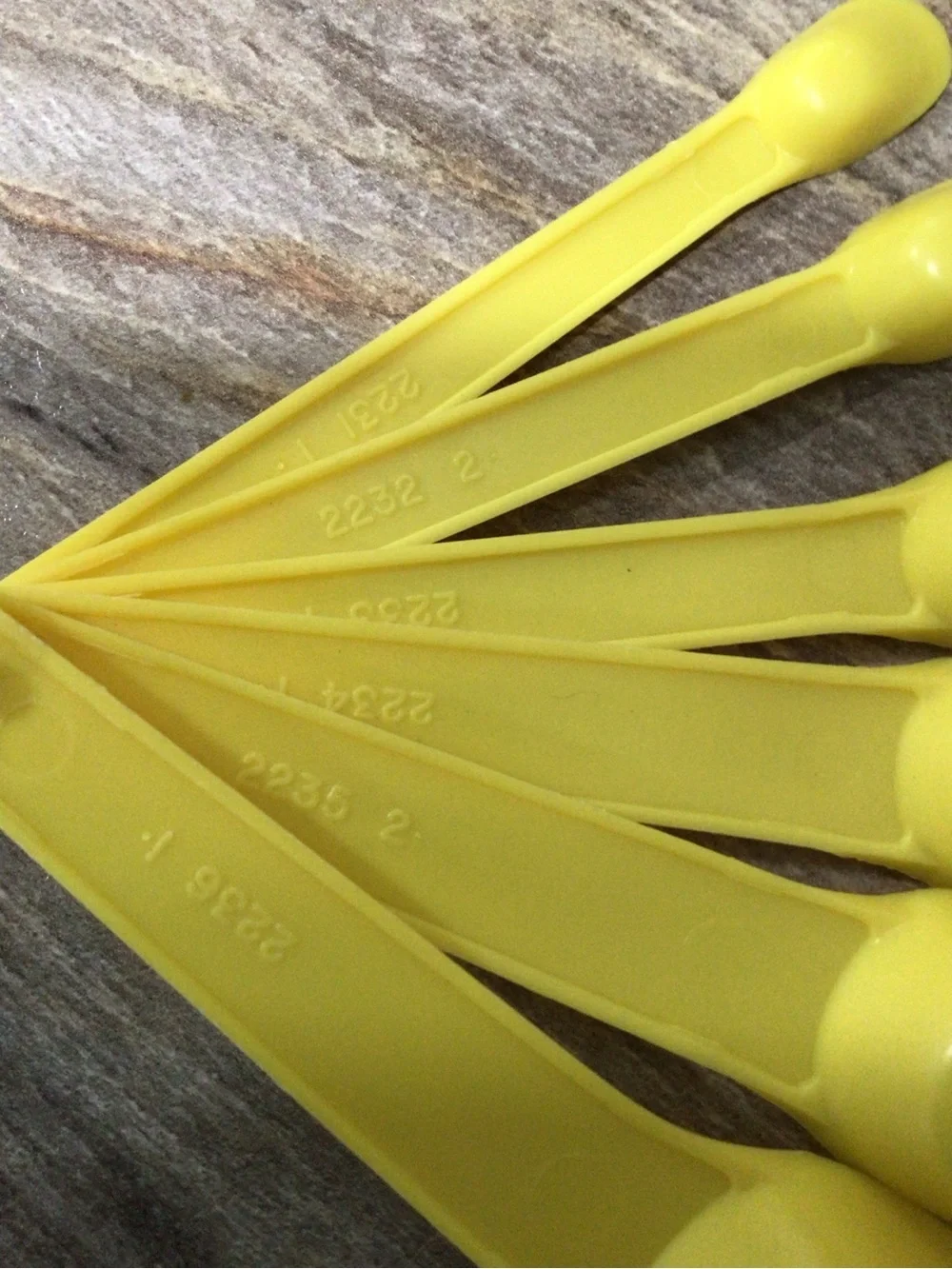 Vtg Rubbermaid Yellow Nesting Measuring Spoons Set 6pc 2231-2236 Plastic Ring